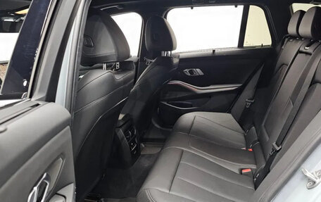 BMW 3 серия, 2024 год, 5 890 000 рублей, 12 фотография