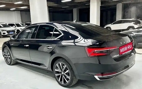 Skoda Superb III рестайлинг, 2022 год, 1 489 000 рублей, 5 фотография