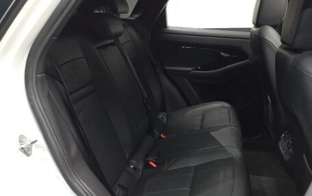 Land Rover Range Rover Evoque II, 2023 год, 6 340 000 рублей, 10 фотография