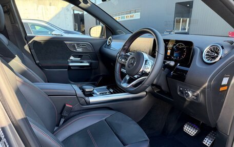 Mercedes-Benz GLA, 2023 год, 2 498 000 рублей, 11 фотография