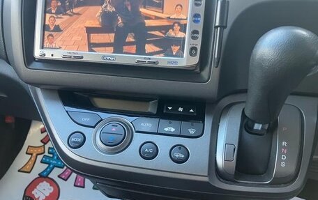 Honda Stream II, 2009 год, 1 087 000 рублей, 22 фотография