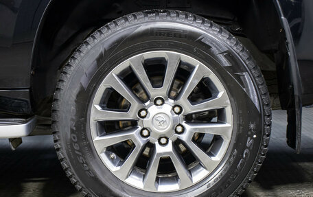 Toyota Land Cruiser Prado 150 рестайлинг 2, 2017 год, 5 298 000 рублей, 22 фотография