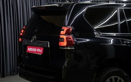 Toyota Land Cruiser Prado 150 рестайлинг 2, 2017 год, 5 298 000 рублей, 21 фотография