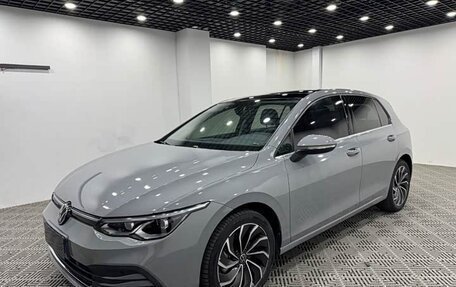 Volkswagen Golf VIII, 2021 год, 1 850 000 рублей, 3 фотография