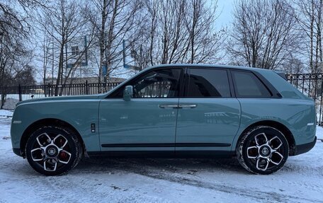 Rolls-Royce Cullinan, 2023 год, 42 000 000 рублей, 11 фотография