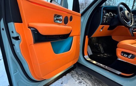 Rolls-Royce Cullinan, 2023 год, 42 000 000 рублей, 20 фотография