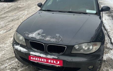 BMW 1 серия, 2006 год, 620 000 рублей, 2 фотография