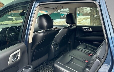 Nissan Pathfinder, 2017 год, 1 990 000 рублей, 8 фотография