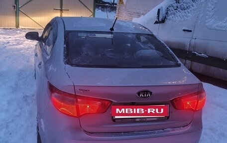 KIA Rio III рестайлинг, 2014 год, 925 000 рублей, 2 фотография