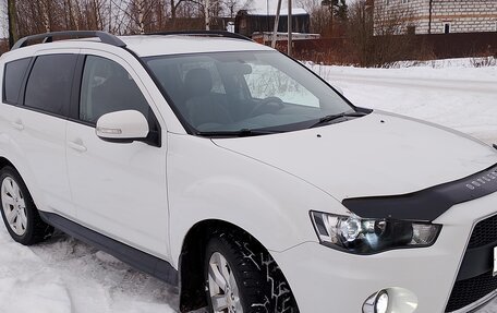 Mitsubishi Outlander III рестайлинг 3, 2010 год, 1 050 000 рублей, 1 фотография