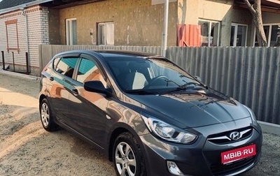 Hyundai Solaris II рестайлинг, 2012 год, 920 000 рублей, 1 фотография