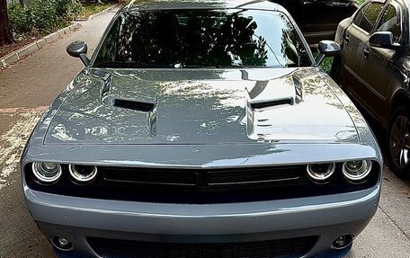 Dodge Challenger III рестайлинг 2, 2019 год, 3 900 000 рублей, 1 фотография