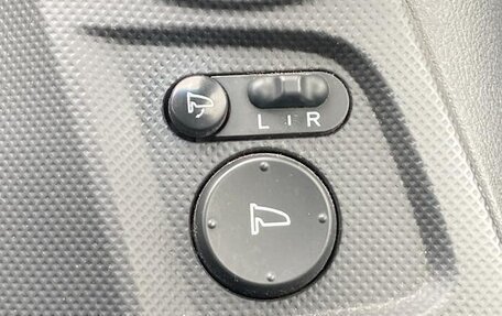 Honda Insight II рестайлинг, 2013 год, 834 000 рублей, 15 фотография