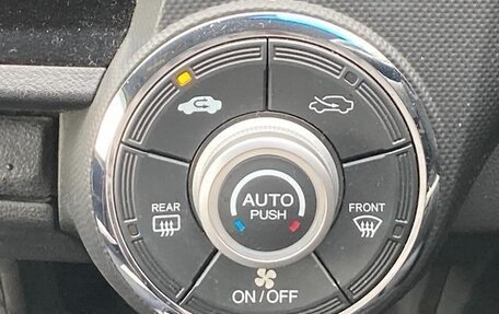 Honda Insight II рестайлинг, 2013 год, 834 000 рублей, 20 фотография