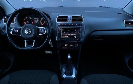 Volkswagen Polo VI (EU Market), 2018 год, 1 498 700 рублей, 6 фотография