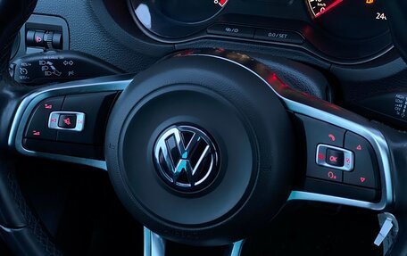 Volkswagen Polo VI (EU Market), 2018 год, 1 498 700 рублей, 22 фотография