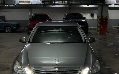 Mercedes-Benz E-Класс, 2009 год, 1 120 000 рублей, 2 фотография