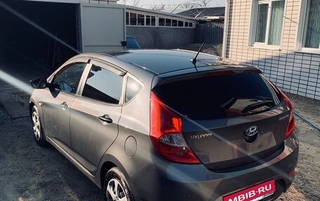 Hyundai Solaris II рестайлинг, 2012 год, 920 000 рублей, 4 фотография