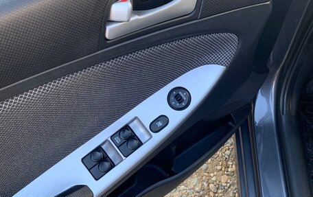 Hyundai Solaris II рестайлинг, 2012 год, 920 000 рублей, 10 фотография