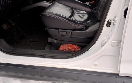 Mitsubishi Outlander III рестайлинг 3, 2010 год, 1 050 000 рублей, 9 фотография