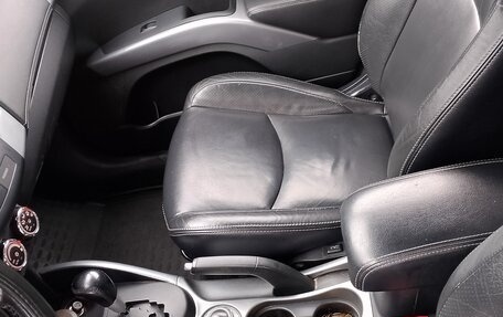 Mitsubishi Outlander III рестайлинг 3, 2010 год, 1 050 000 рублей, 10 фотография