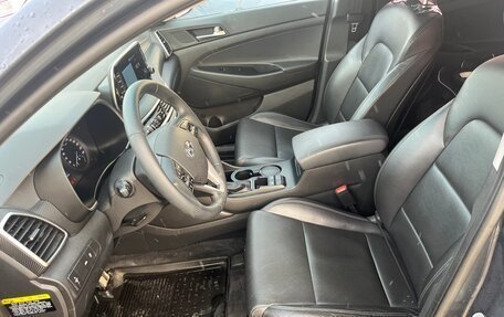 Hyundai Tucson III, 2019 год, 2 300 000 рублей, 10 фотография