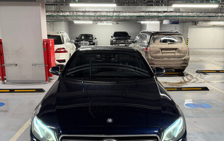 Mercedes-Benz E-Класс, 2016 год, 3 750 000 рублей, 4 фотография