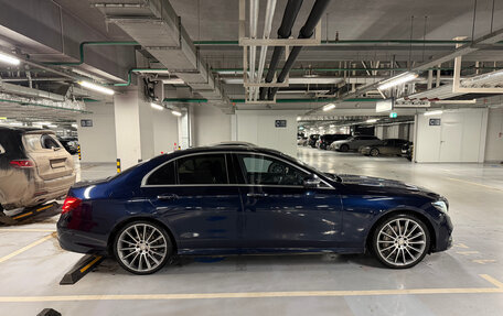 Mercedes-Benz E-Класс, 2016 год, 3 750 000 рублей, 5 фотография