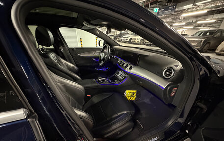 Mercedes-Benz E-Класс, 2016 год, 3 750 000 рублей, 27 фотография