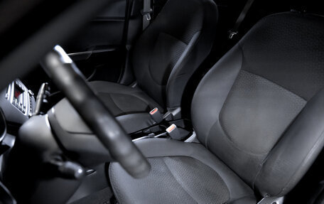 KIA Rio III рестайлинг, 2015 год, 999 900 рублей, 16 фотография