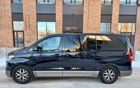 Hyundai H-1 II рестайлинг, 2021 год, 3 850 000 рублей, 6 фотография