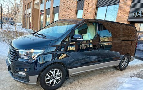 Hyundai H-1 II рестайлинг, 2021 год, 3 850 000 рублей, 4 фотография