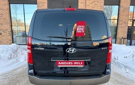 Hyundai H-1 II рестайлинг, 2021 год, 3 850 000 рублей, 8 фотография