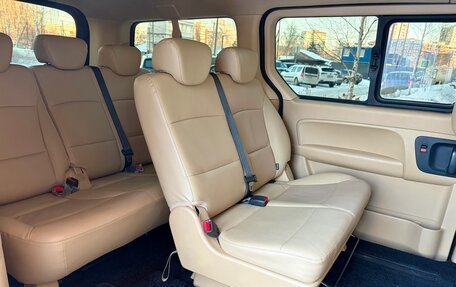 Hyundai H-1 II рестайлинг, 2021 год, 3 850 000 рублей, 22 фотография