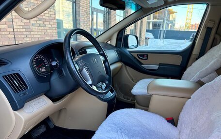 Hyundai H-1 II рестайлинг, 2021 год, 3 850 000 рублей, 28 фотография