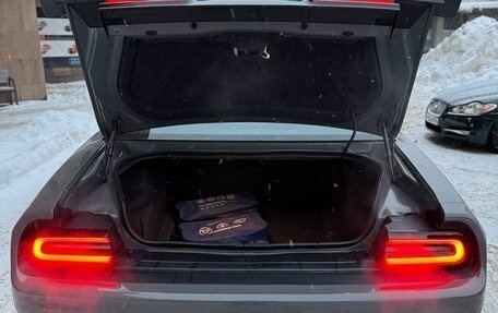 Dodge Challenger III рестайлинг 2, 2019 год, 3 900 000 рублей, 8 фотография