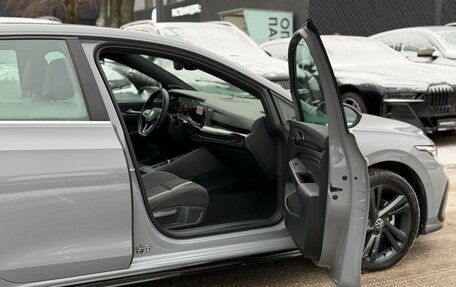 Volkswagen Golf VIII, 2022 год, 2 190 000 рублей, 17 фотография