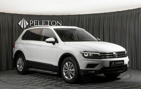 Volkswagen Tiguan II, 2017 год, 2 880 000 рублей, 2 фотография