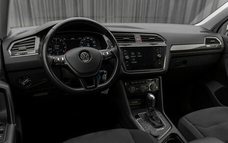 Volkswagen Tiguan II, 2017 год, 2 880 000 рублей, 9 фотография