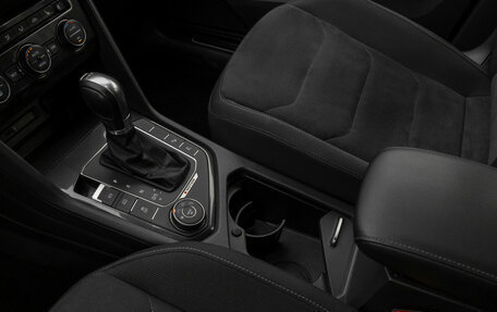 Volkswagen Tiguan II, 2017 год, 2 880 000 рублей, 19 фотография