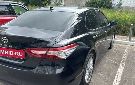 Toyota Camry, 2020 год, 2 650 000 рублей, 7 фотография