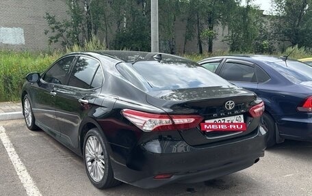 Toyota Camry, 2020 год, 2 650 000 рублей, 6 фотография