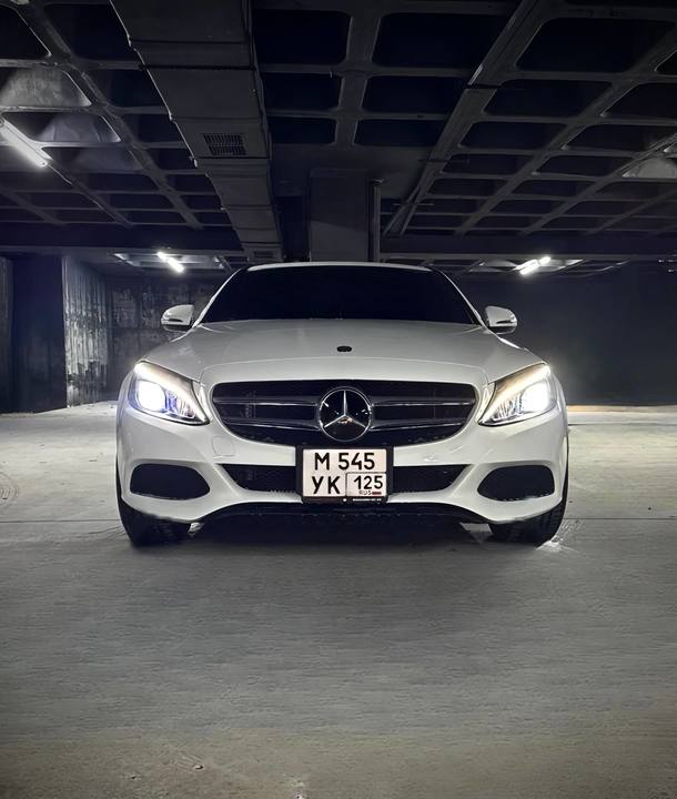 Mercedes-Benz C-Класс W205, 2017 год, 1 650 000 рублей, 4 фотография