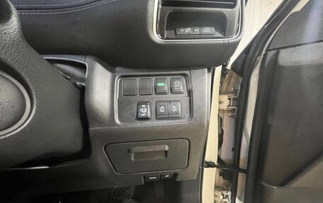 Nissan Serena IV, 2016 год, 1 770 000 рублей, 27 фотография
