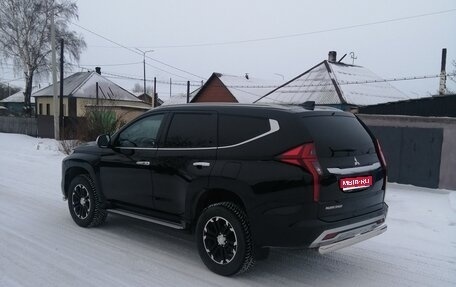 Mitsubishi Pajero Sport III рестайлинг, 2021 год, 4 500 000 рублей, 1 фотография