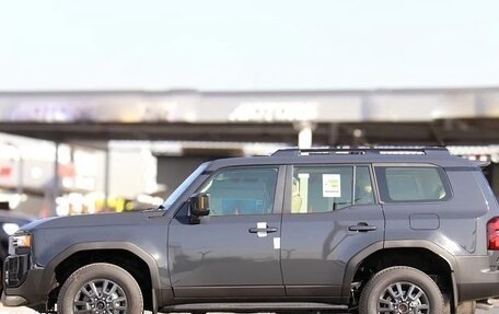 Toyota Land Cruiser Prado, 2025 год, 9 700 000 рублей, 2 фотография