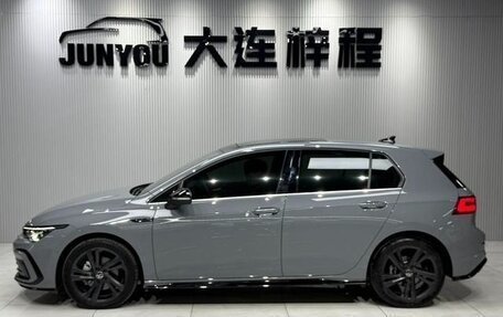 Volkswagen Golf VIII, 2022 год, 2 300 000 рублей, 8 фотография