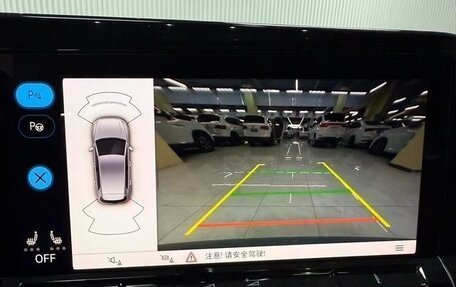 Volkswagen Golf VIII, 2022 год, 2 300 000 рублей, 15 фотография