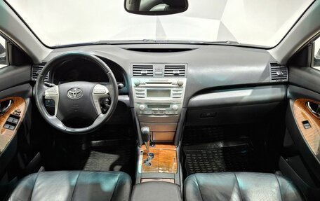 Toyota Camry, 2007 год, 930 000 рублей, 9 фотография