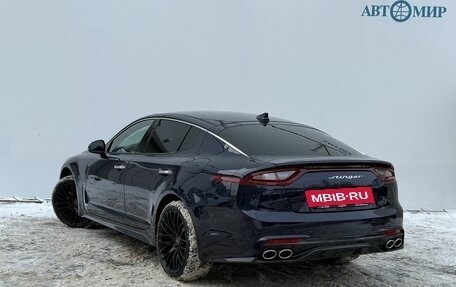 KIA Stinger I, 2018 год, 1 990 000 рублей, 7 фотография